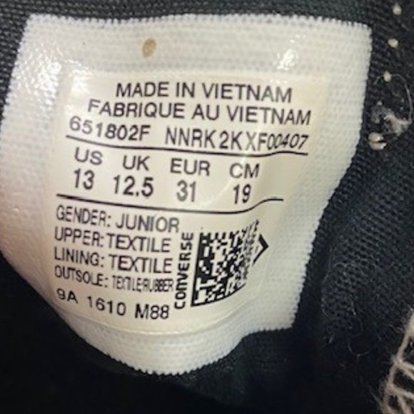 Girl's Converse Chuck Taylor All‎ Stars Silver Metallic Sneakers, size 13 Youth - Picture 15 of 15